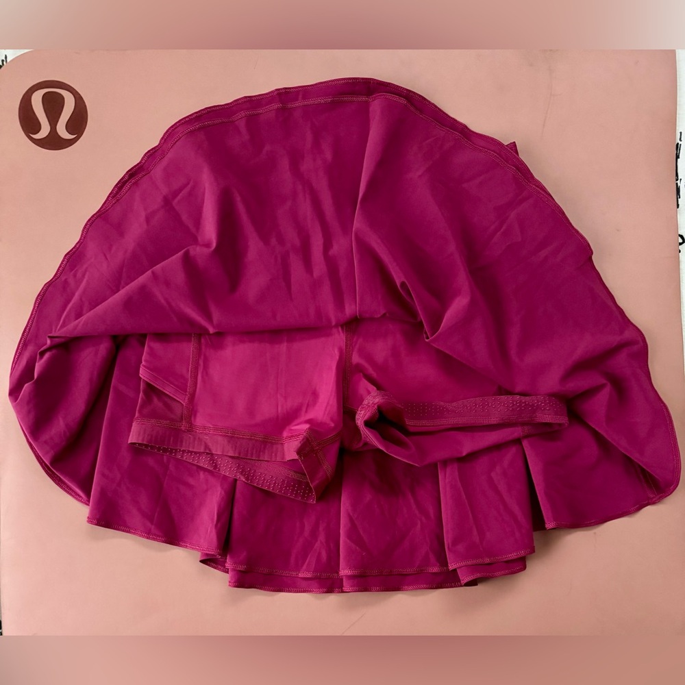 lululemon high rise court rival skirt *long 🎾 size 6 🎾 magenta purple - Picture 3 of 5